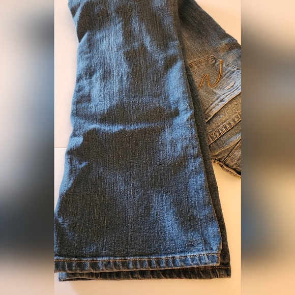 Premiere Distressed Flared Size 1 Jeans - Picture 9 of 14